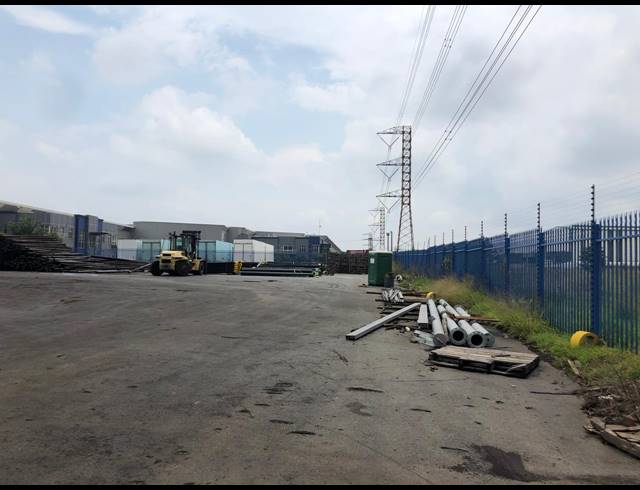 12,709M² VACANT LAND TO LET IN CHLOORKOP